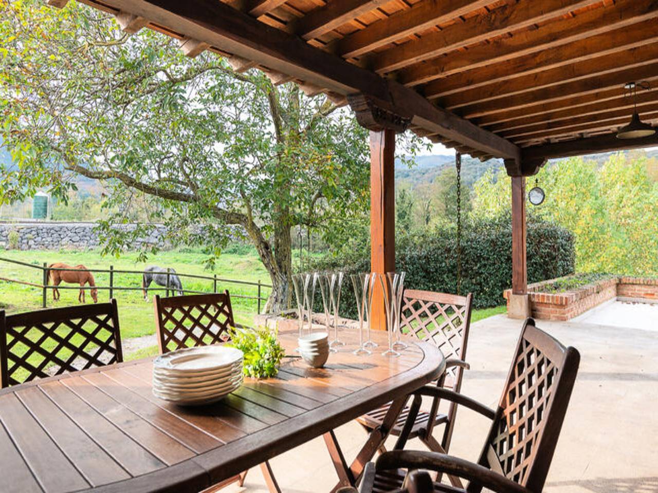 Ganze Wohnung, Haus in Barcena mit Panoramablick in Bárcena de Pie de Concha, Cordillera Cantábrica