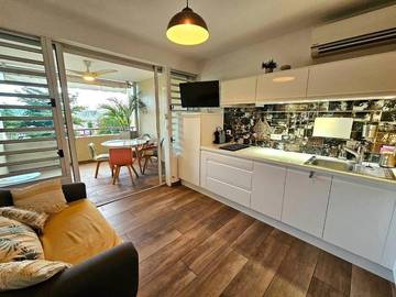 Gîte pour 2 personnes, avec terrasse et vue dans Marina du Marin