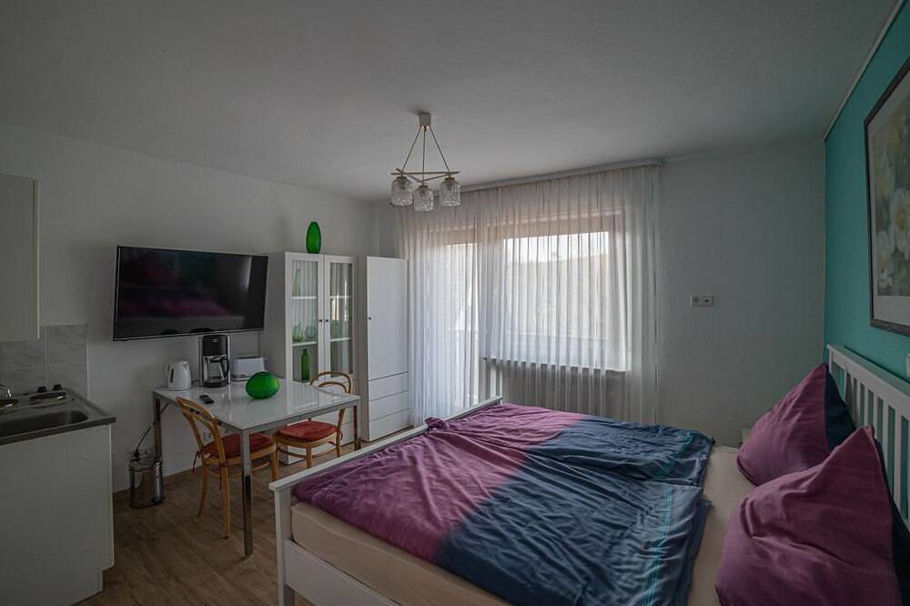 Entire apartment, Double room, shower and bath, Wc, balcony - Ferienwohnung Am Waldrand in Neuenheerse, Bad Driburg