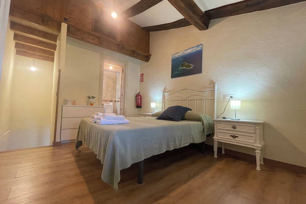 El Pandal, rural apartment for 2 people in Bides, Piloña, Spain. in Piloña, Sierra del Sueve