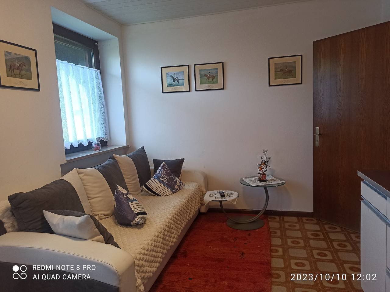 Geheel appartement, Vakantiewoning 'Jörg' met bergzicht, gemeenschappelijk zwembad en wifi in Lana di Sopra, Lana