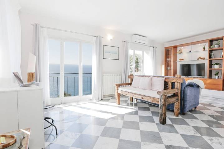 Gîte pour 4 personnes, avec Balcon/Terrasse et Jardin à Sori