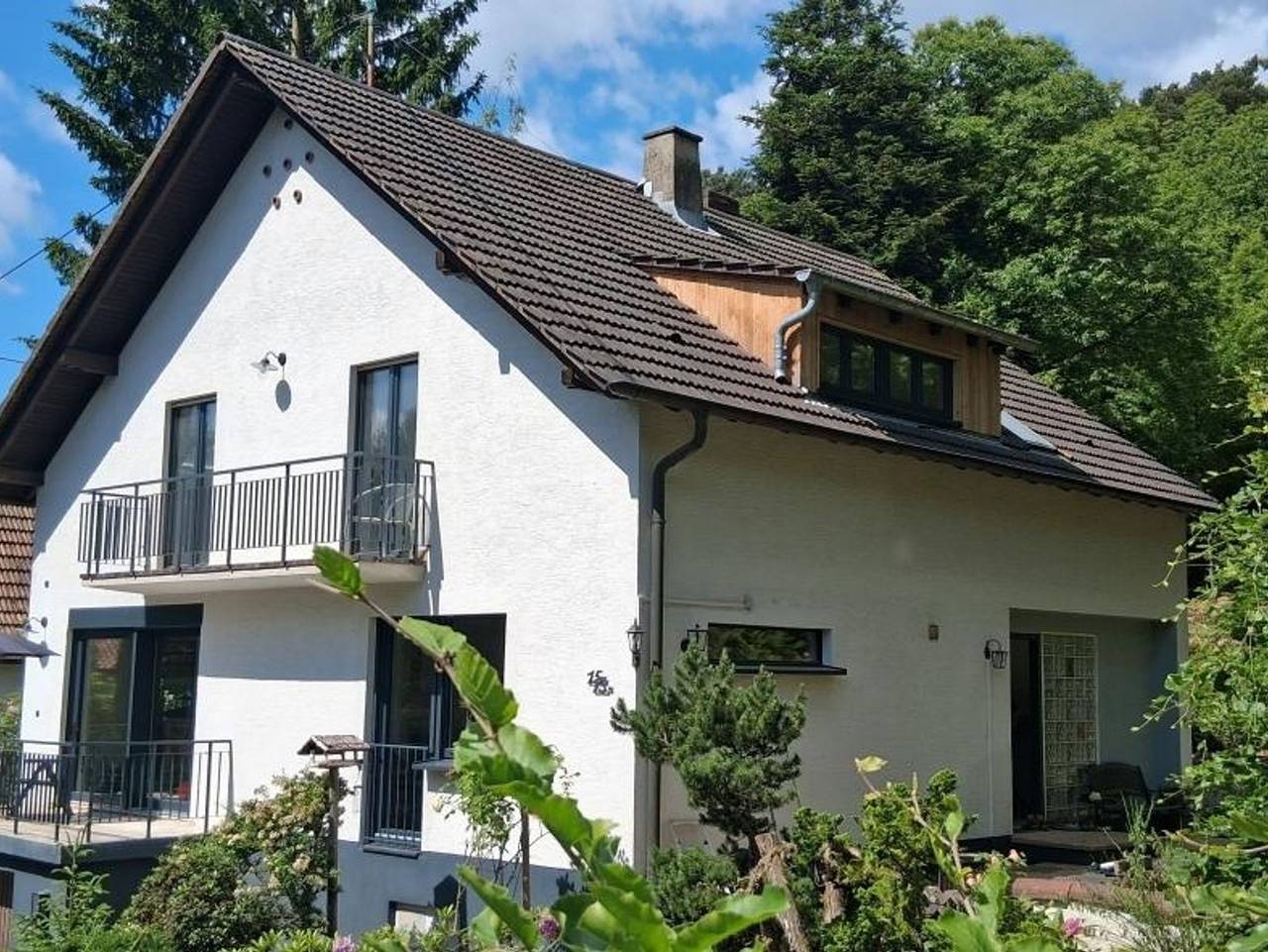 Ganze Ferienwohnung, Haus Elfriede - Ferienwohnung Mandelblüte in Dörrenbach, Südliche Weinstraße