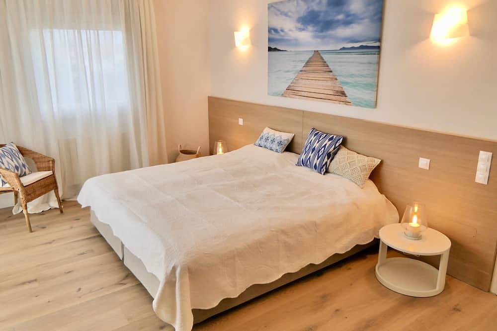 Traumvilla, 1. Linie Meer, Strandzugang, großer Pool mit Whirlzone, Wlan in Cala Anguila, Manacor