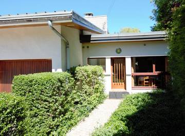 Gîte pour 4 personnes, avec jardin et terrasse dans Auvergne-Rhône-Alpes