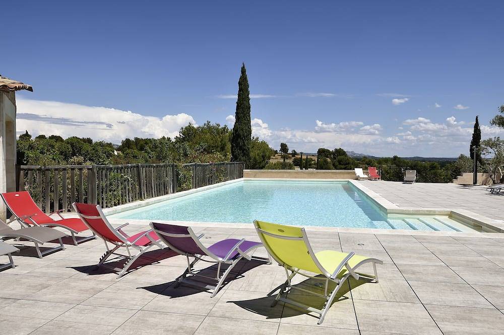 Mazet 4 personas, residencia en las garrigas del Valle de Baux en Para in Paradou, Region de Arles