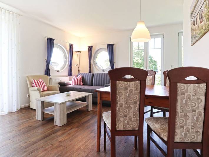 Ferienwohnung für 3 Personen, mit Balkon und Terrasse sowie Garten in Redewisch - 2