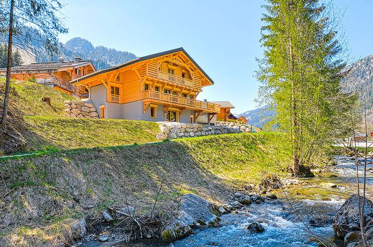 Maison de vacances pour 20 personnes, avec Balcon ainsi que Terrasse et Sauna à Chatel