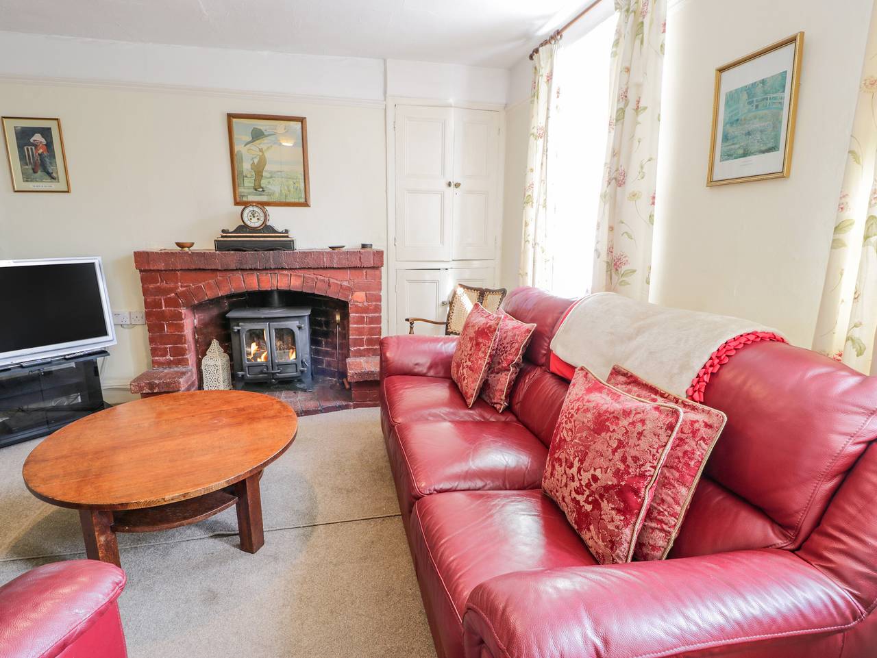 6 Glyn Terrace in Borth-y-Gest, Snowdonia