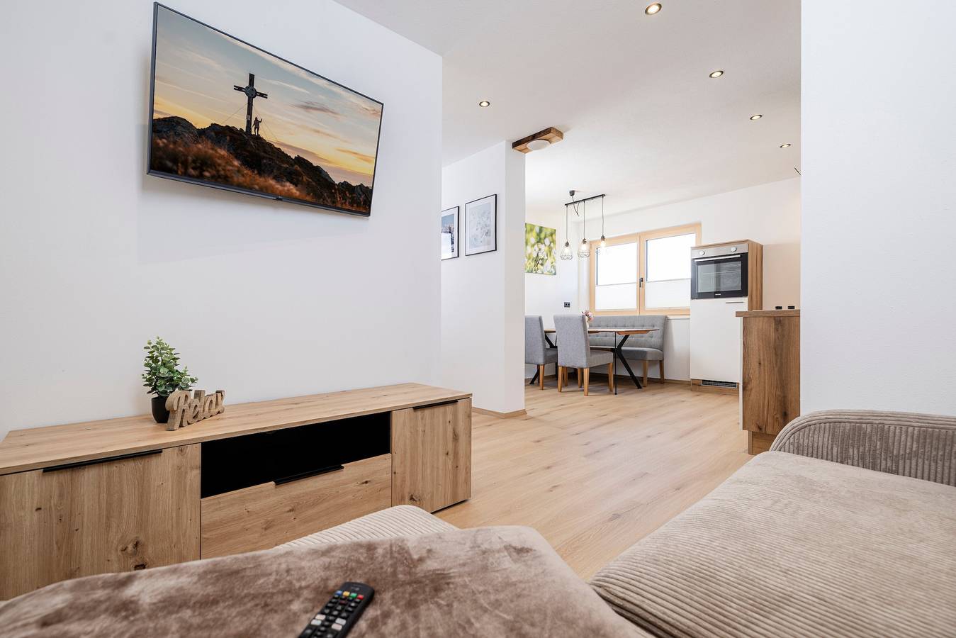 Ganze Wohnung, Apartment 'Persal' mit Bergblick, privater Terrasse und Wlan in Rohrberg, Tiroler Unterland