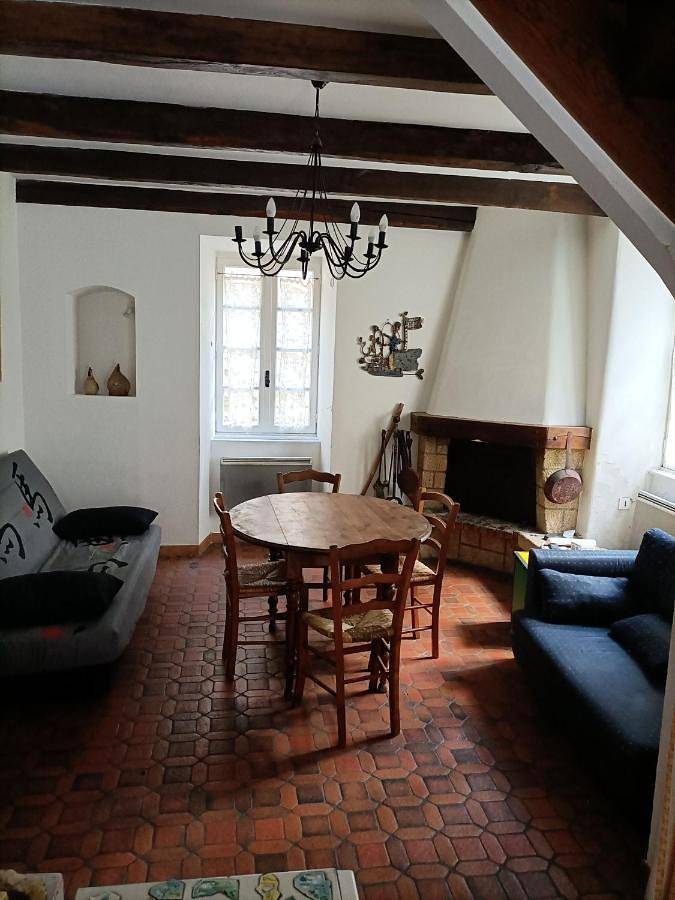 Gîte pour 5 personnes, avec terrasse à Antraigues-sur-Volane - 2