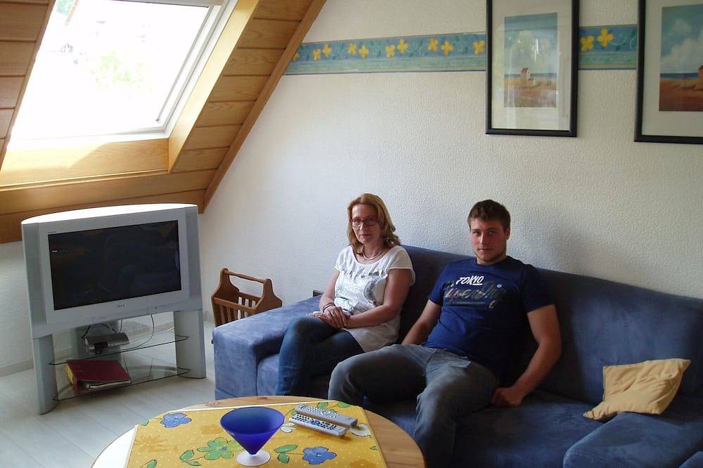 Ganze Wohnung, Komfortabel eingerichtete Ferienwohnung in zentraler Lage am Moselufer in Alken. in Alken, Osteifel