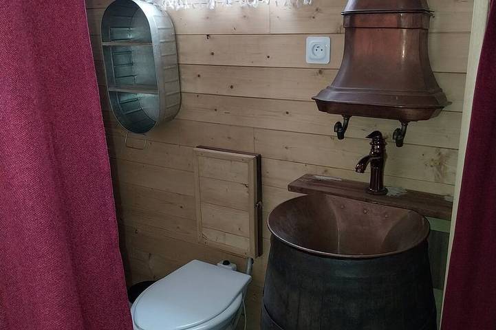 Gîte pour 4 personnes à Lurcy-Lévis - 3