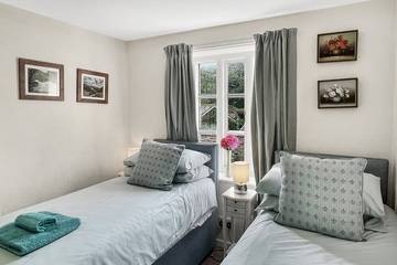 Glamping for 4 People in Porlock, Exmoor, Photo 4