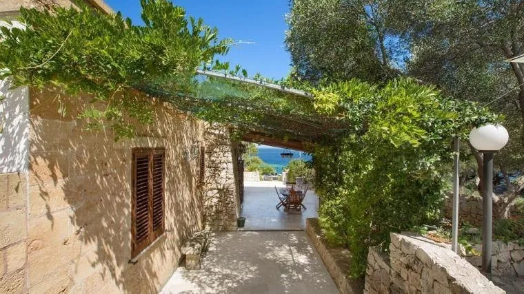 Casa vacanza per 6 persone, con idromassaggio e giardino - 1