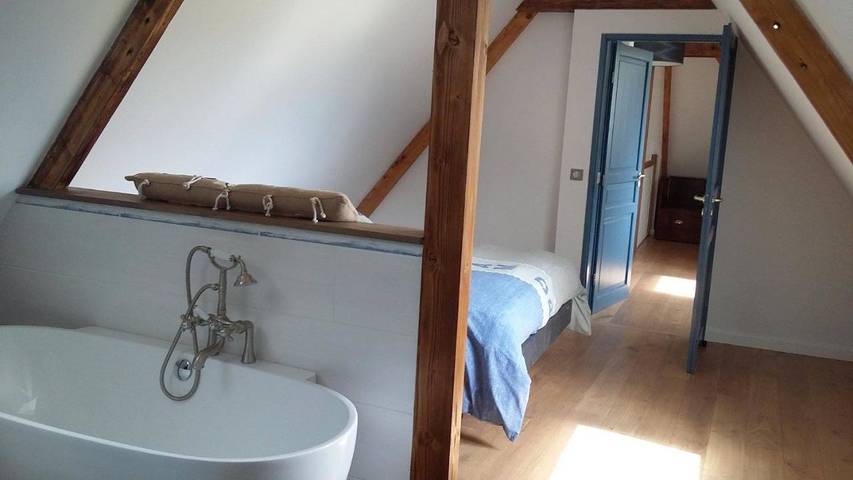 Location de vacances pour 10 personnes, avec sauna et vue ainsi que piscine et jardin à Les Attaques - 3