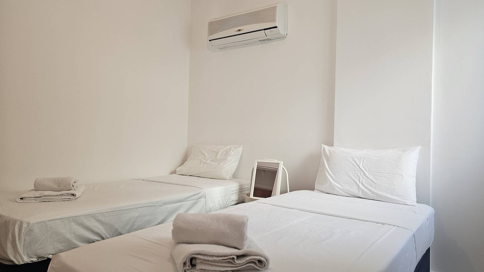 Entire apartment, 141 Lca - Stay Miracle Apartment in Larnaca, Larnaca District