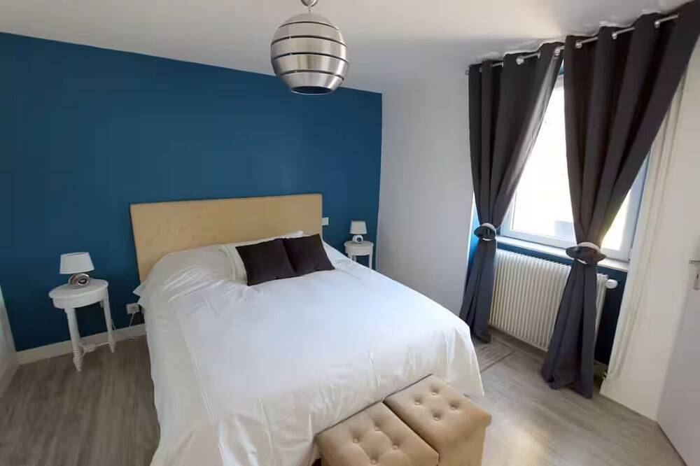Au Mont Chez Nous #Jacuzzi and Sauna in Ardevon, Pontorson