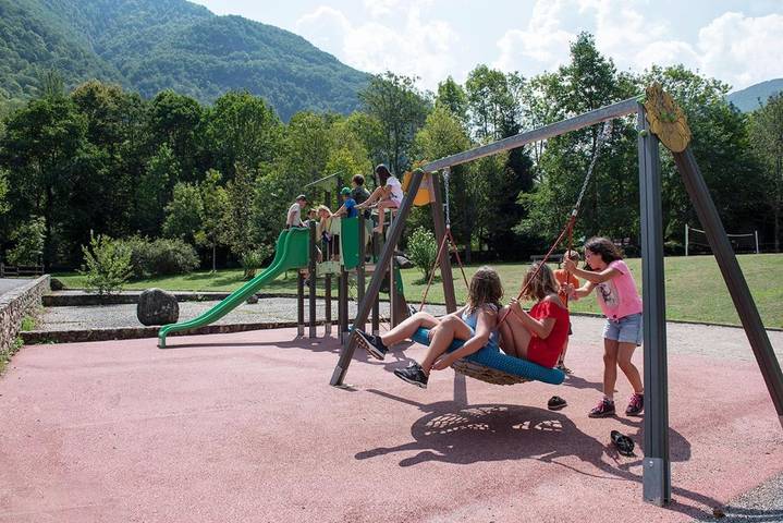 Parc de vacances pour 4 personnes, avec vue et jardin, animaux acceptés dans les Pyrénées - 4