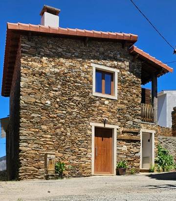 Gîte pour 4 personnes, avec terrasse, animaux acceptés dans Macedo de Cavaleiros