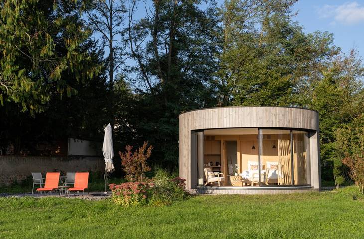 Lodge pour 2 personnes, avec piscine et terrasse