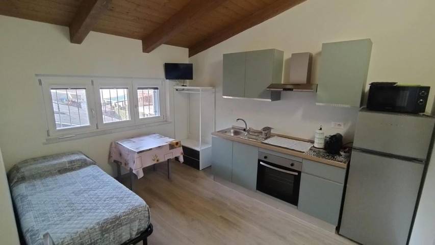 Gîte pour 4 personnes, avec balcon à Leinì - 2