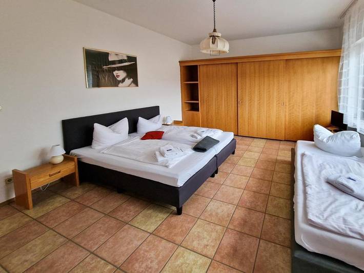 Hotel für 2 Personen, mit Terrasse und Garten sowie Pool und Sauna in Neukirchen (Niederbayern) - 2