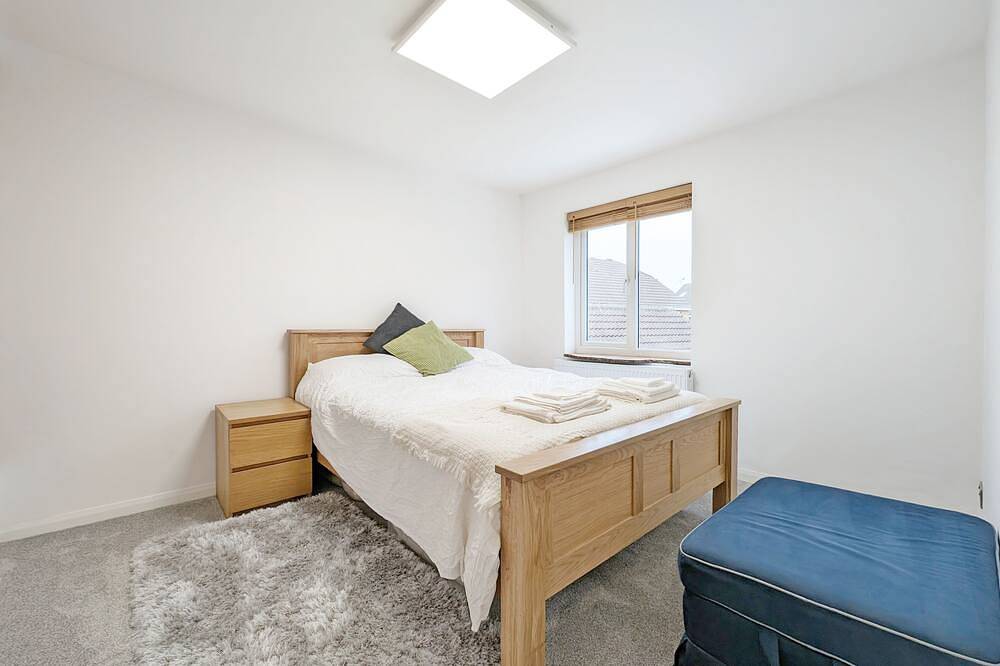 A family house that sleeps 8 guests  in 4 bedrooms in Littlehampton, West Sussex