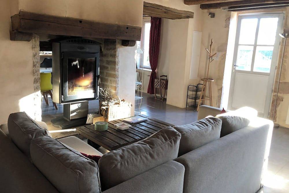 Beaune Nuits: well-kept house, garden, wood stove, great peace and quiet in Argilly, Beaune und Umgebung