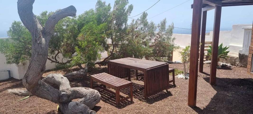 Casa rural para 4 personas, con Terraza además de Jardín y Piscina en Fasnia