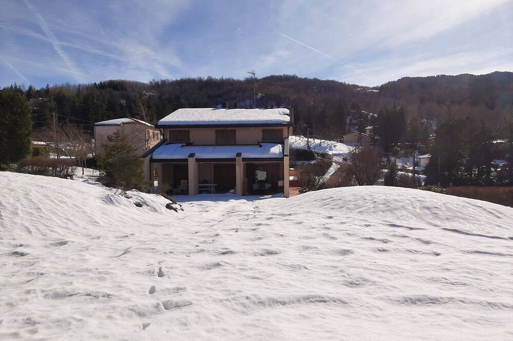 Stay in the Apennines in Monghidoro, Alta Via dei Parchi