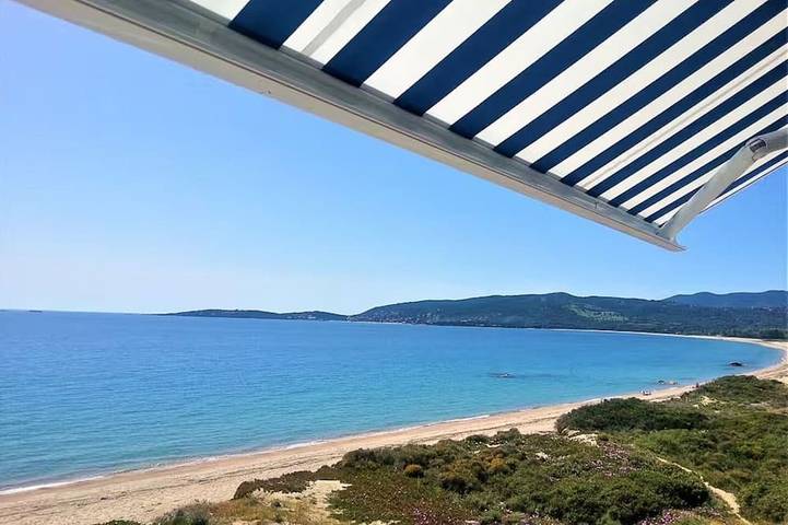 Gîte pour 2 personnes, avec balcon dans Plage de Tenutella