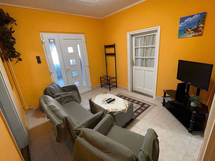 Ferienhaus nur 300 m zum Balaton mit Wlan und Waschmaschine  in Fonjod, Plattensee Südufer
