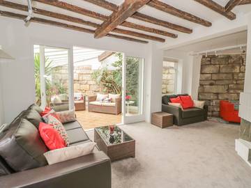 Cottage for 8 People in Warwick, Heart of England, Photo 2