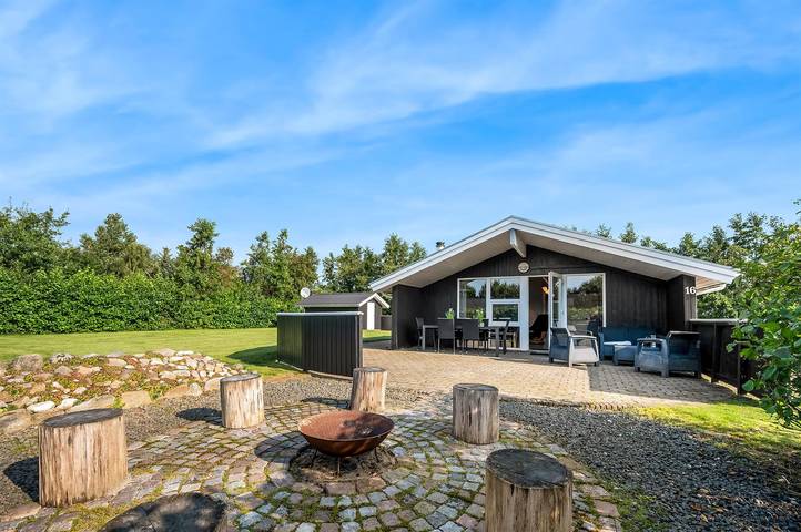 Ferienhaus für 6 Personen, mit Sauna und Terrasse sowie Garten und Whirlpool