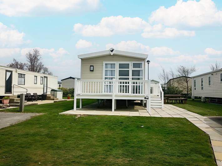 Caravan for 8 people, with garden and pool in Great Yarmouth
