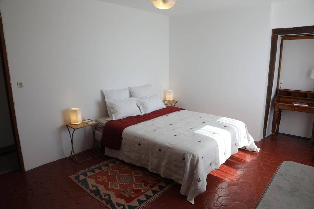 Appartement entier, Two-Bedroom Apartment in Perrigny, Région d'Auxerre