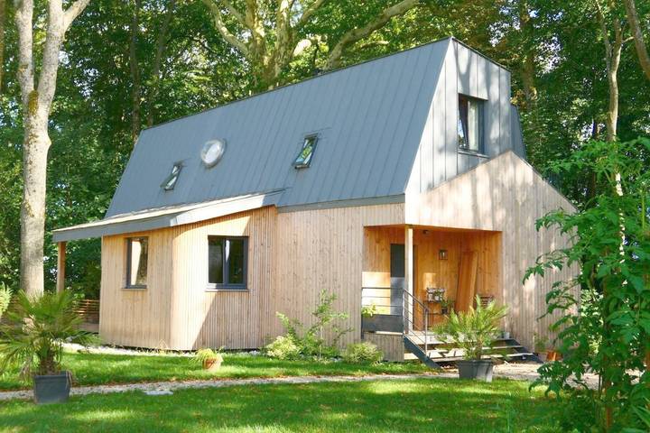 Maison d’hôte pour 3 personnes, avec Terrasse ainsi que Jardin et Vue dans Épernay-sous-Gevrey