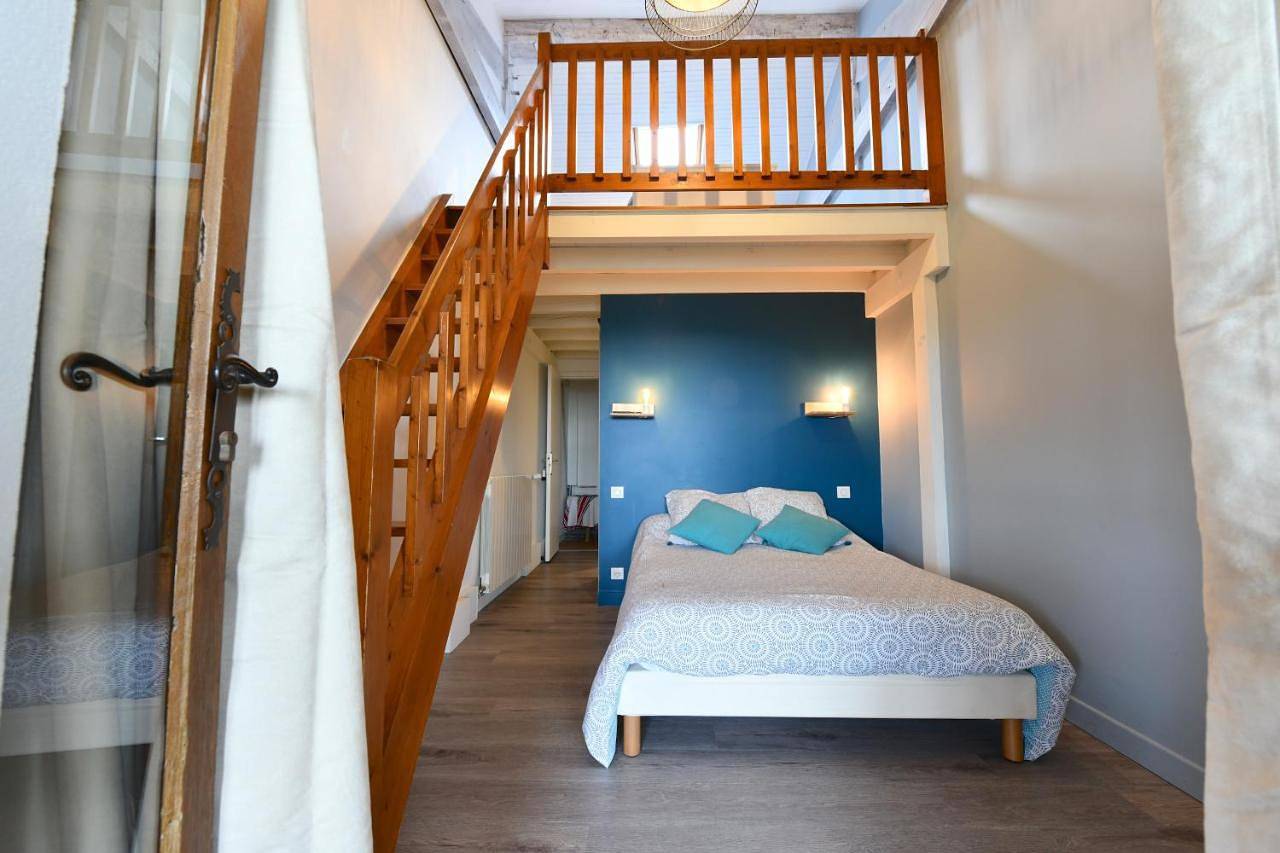 Two-Bedroom House in Saint-Michel (Pyrénées-Atlantiques), Region de Bayona
