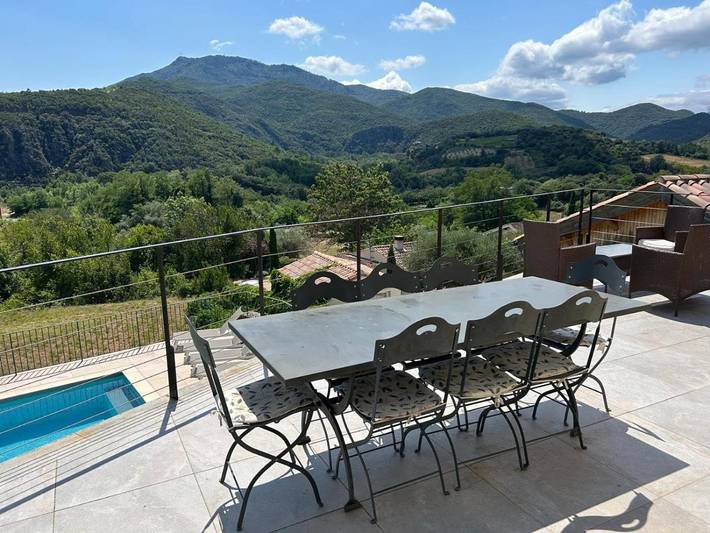 Location de vacances pour 10 personnes, avec vue ainsi que jardin et piscine, animaux acceptés à Mons (Béziers) - 3