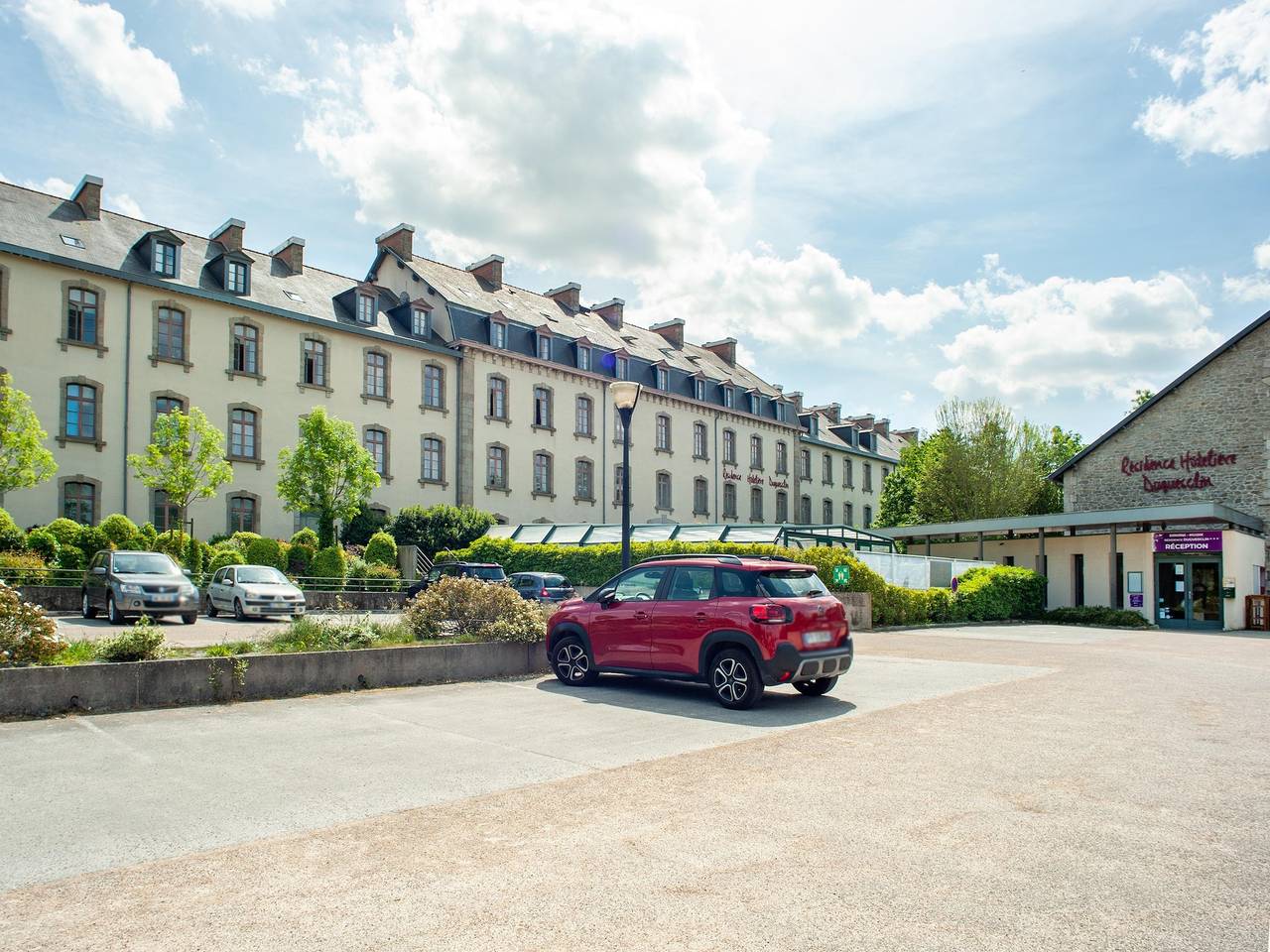 Apartamento entero, Retiro con vistas a prados in Dinan, Región de Dinan