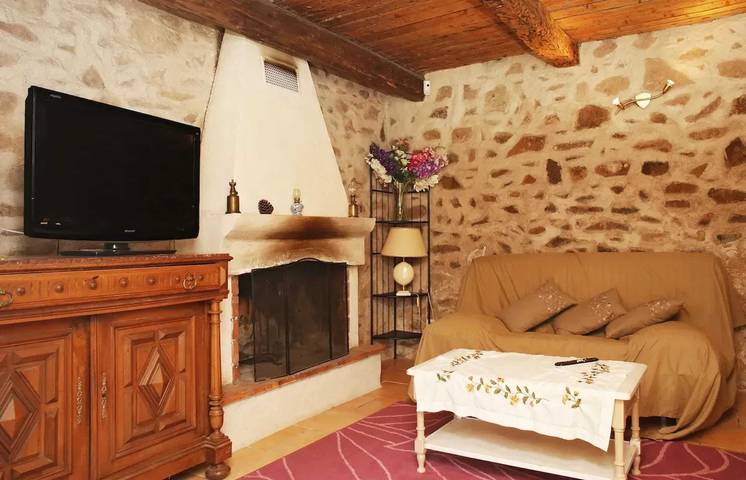 Location de vacances pour 5 personnes, avec terrasse et jardin à La Garde-Freinet - 2