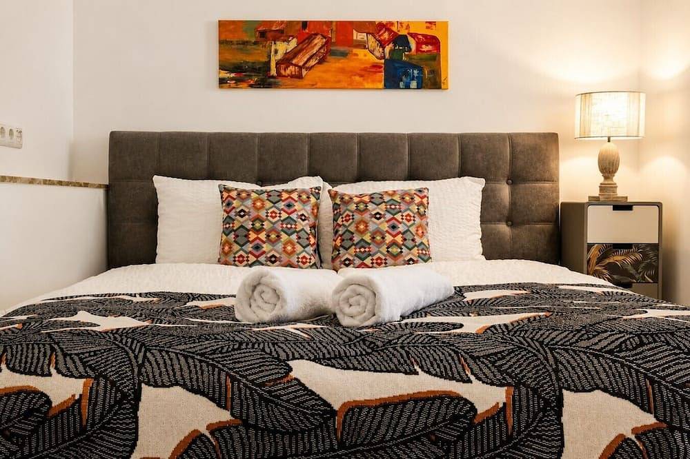 4 Schlafzimmer, Wintergarten & Terrasse & Parkplatz, nahe Hbf in Bielefeld, Rhénanie-du-Nord-Westphalie