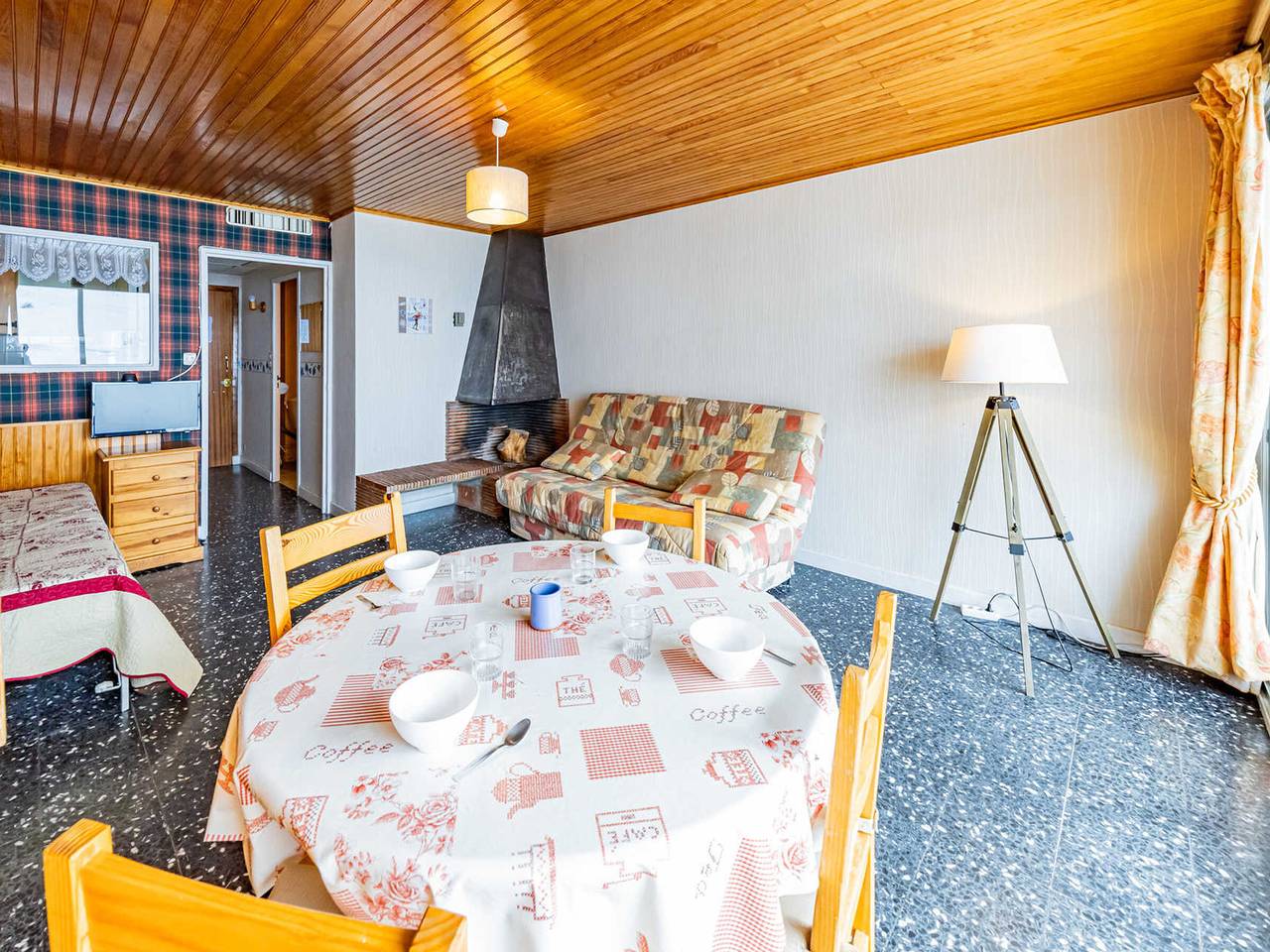 Ganzes Studio, Helles Studio in Saint François Longchamp, 40m², Süd-Balkon, Pisten- und Geschäftsnähe in Saint-François-Longchamp, Le Grand Domaine