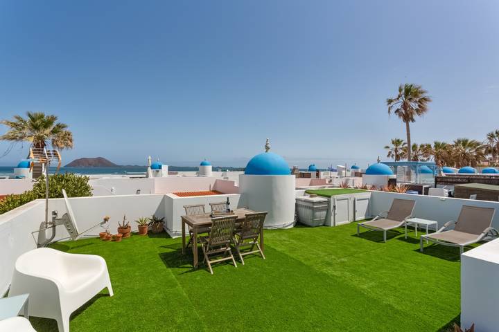 Holiday rental for 4 people, with Hot tub and Garden as well as Children pool in Corralejo