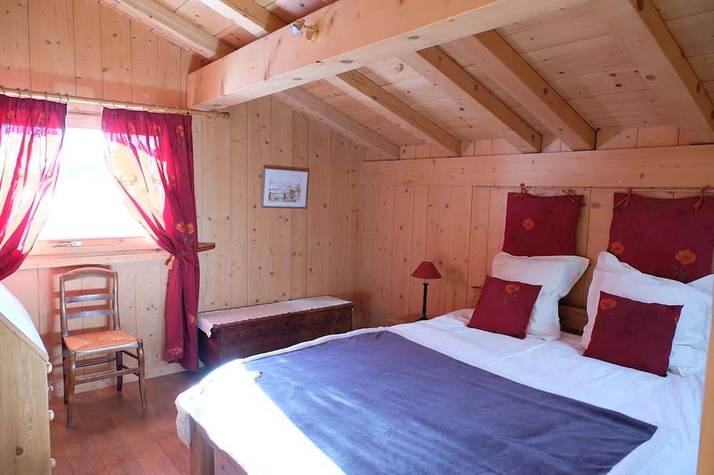 Schönes Chalet in Chamonix in einer ruhigen, bewaldeten Süden ausgerichteten Garten, schöne Aussicht. in Brevent-Flegere, Chamonix