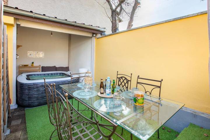 Location de vacances pour 6 personnes, avec jardin et jacuzzi, adapté aux familles à Obermorschwihr