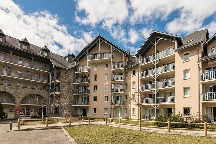 Gîte pour 5 personnes, avec vue ainsi que sauna et piscine dans Thermes de Saint-Lary Soulan - 4