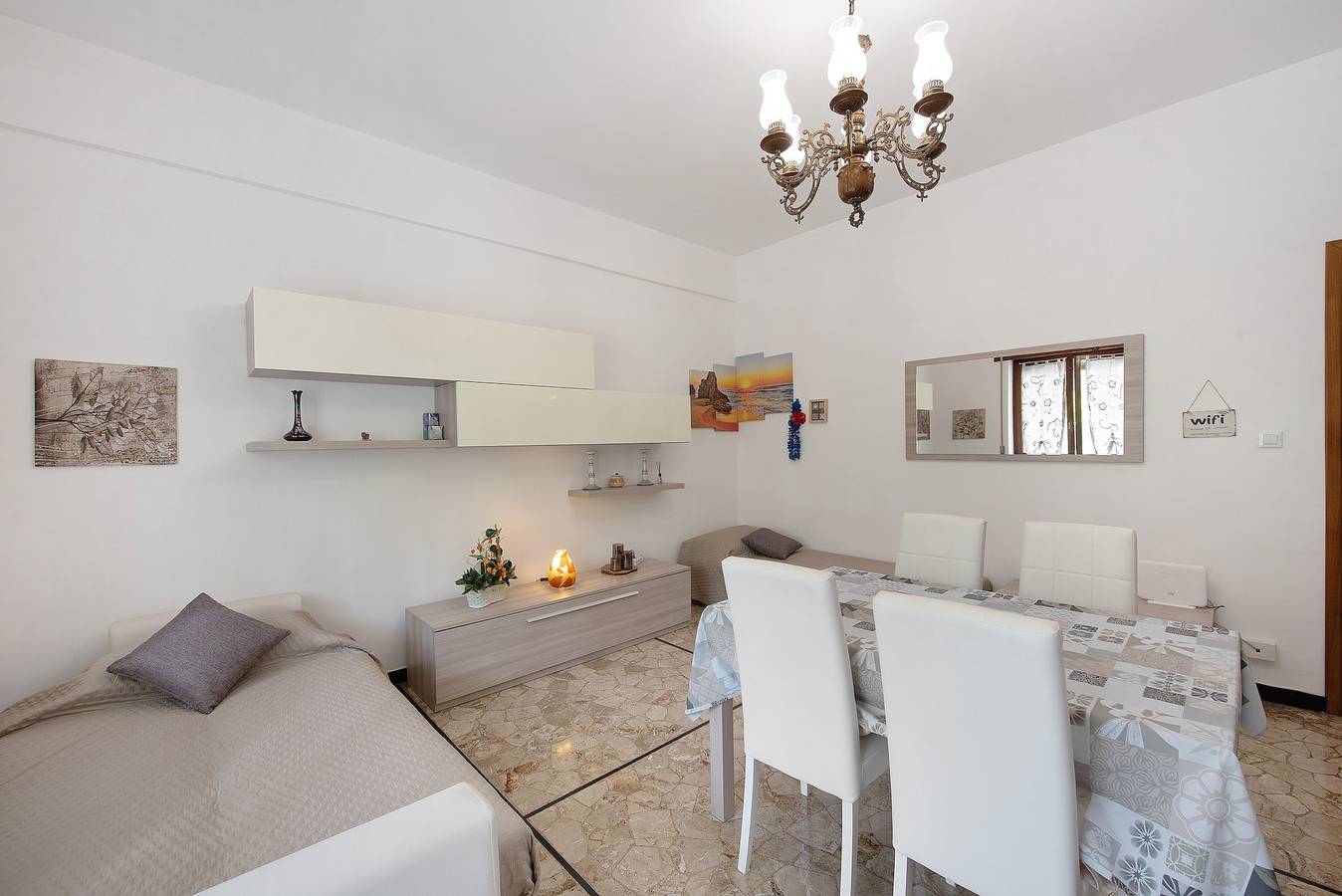 Ganze Wohnung, Wohnung 'La Casa Della Gioia' mit Balkon und Wlan in Serravalle Scrivia, Alessandria Provinz