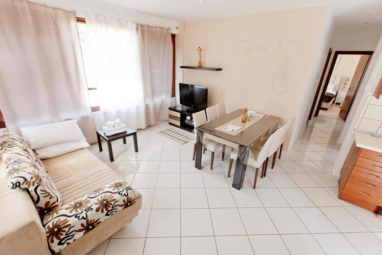 Entire apartment, One-Bedroom Apartment in Limenaria, Thassos